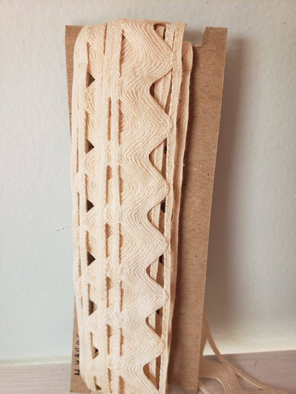 Vintage 1950's Rick-rack Trim, 5 Yrds - Picture 5 of 6